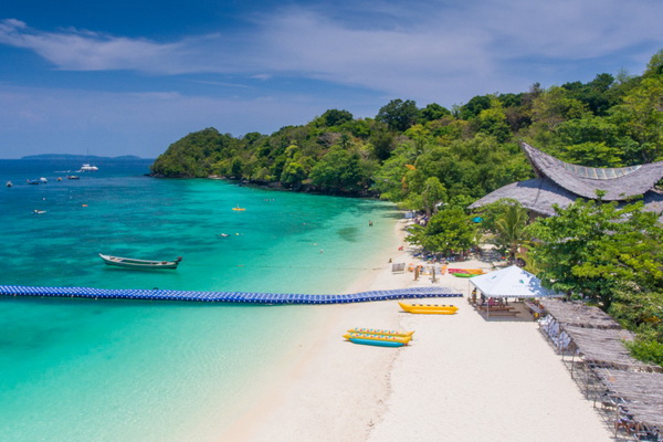 Banana Beach Premium Tour