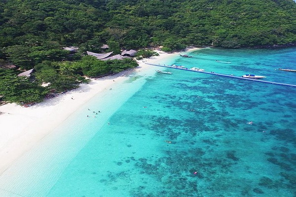 Banana Beach Premium Tour