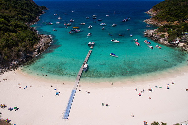 Coral Maiton Raya Island Tour